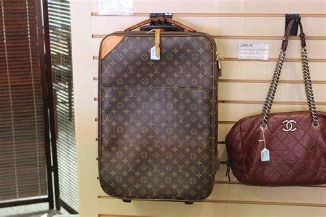 louis vuitton luggage wiki|louis vuitton luggage price list.